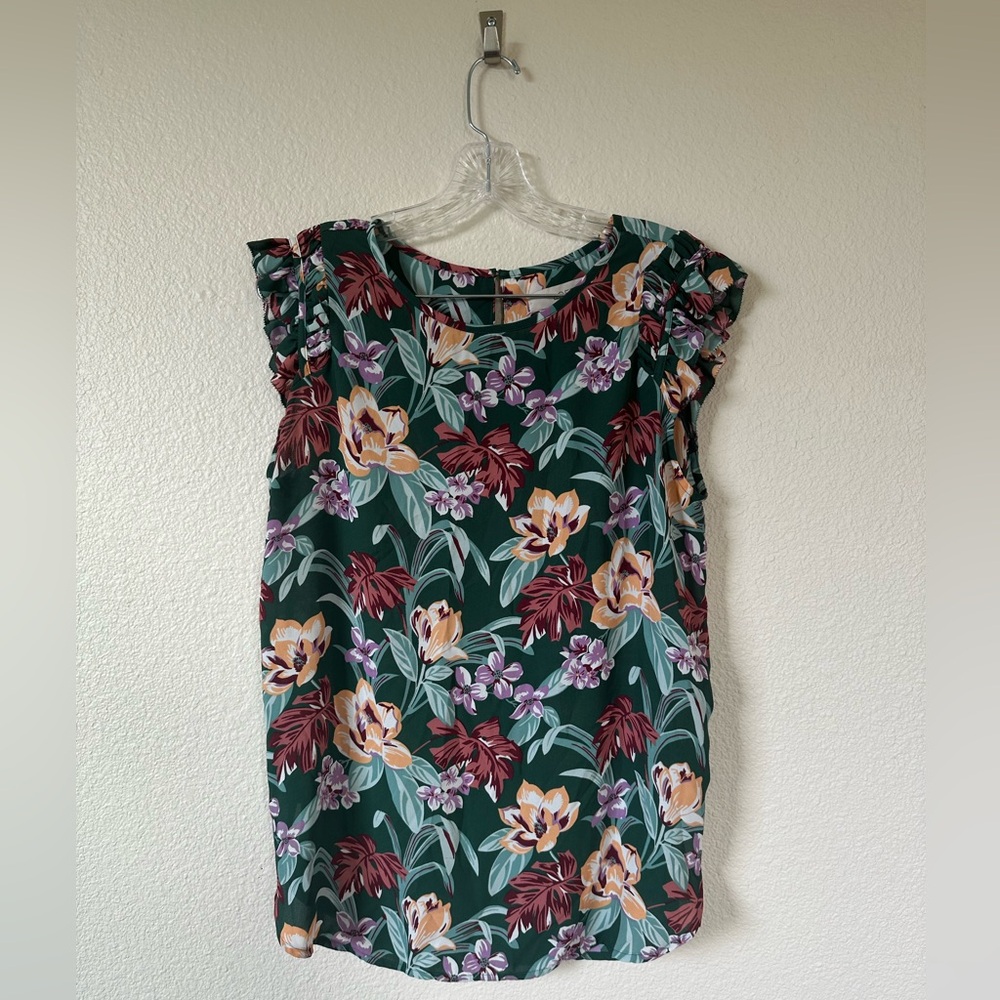 LOFT Floral Ruffle Sleeve Blouse | Size Medium | EUC